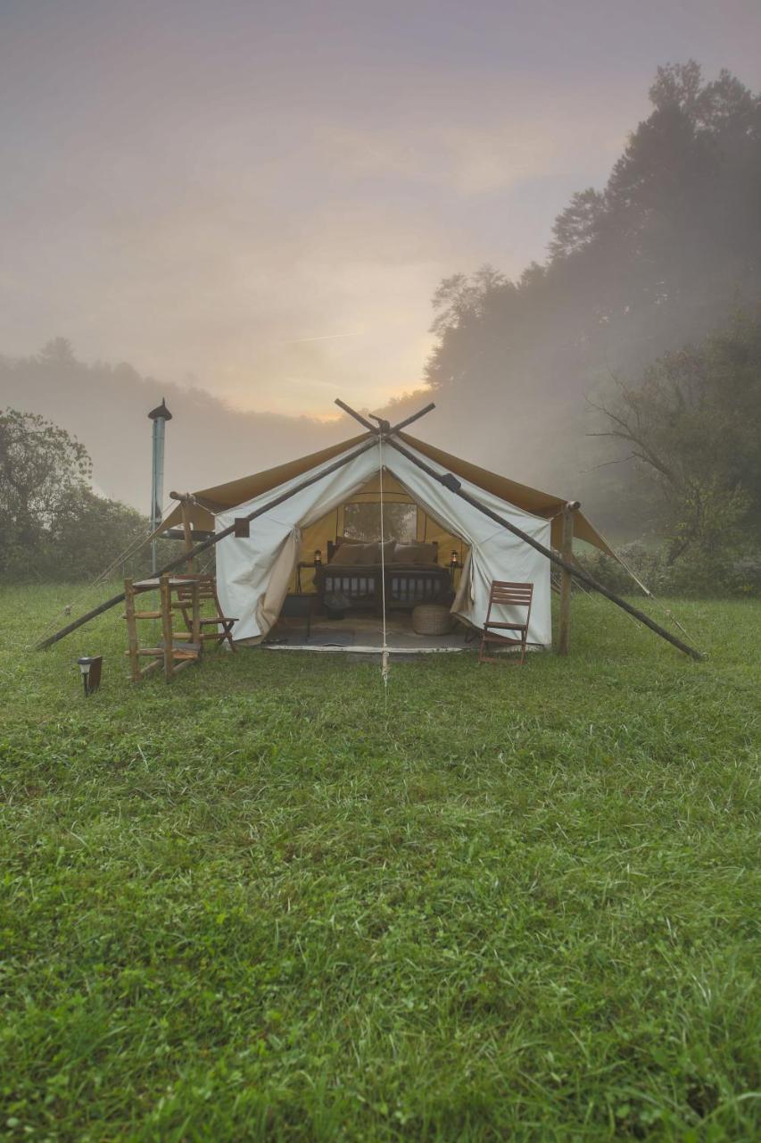 Under Canvas Great Smoky Mountains Hotel Pigeon Forge Ngoại thất bức ảnh